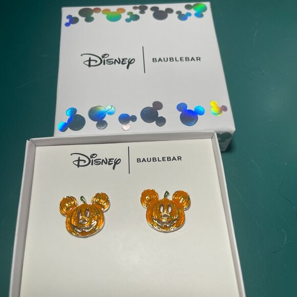New Baublebar x Disney Halloween Mickey Mouse Enamel Pumpkin Stud Earrings - Picture 3 of 4